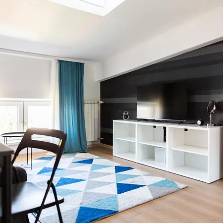 First Place Apartment Warsaw